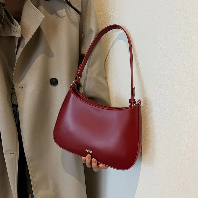 Red Underarm Shoulder Bags for - Interior Design Trends 2026 recension och pris