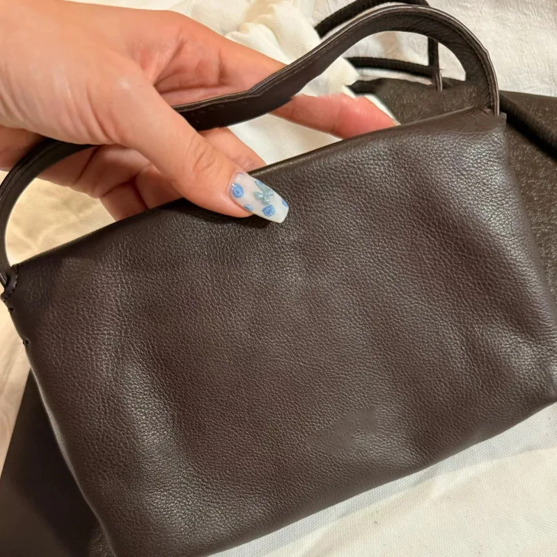 Custom Initials Genuine Leathe - Interior Design Women recension och pris